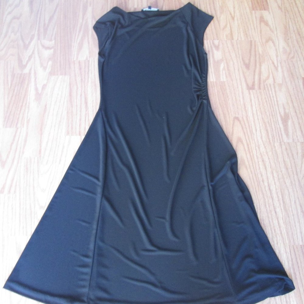 Evan Picone Size S Black Sleeveless Dress w/ruching on the side